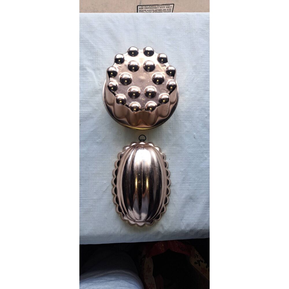 Vintage Copper Tone Kitchen Mold Set of 2 Hanging Jello Bundt Aspic Wall Decor